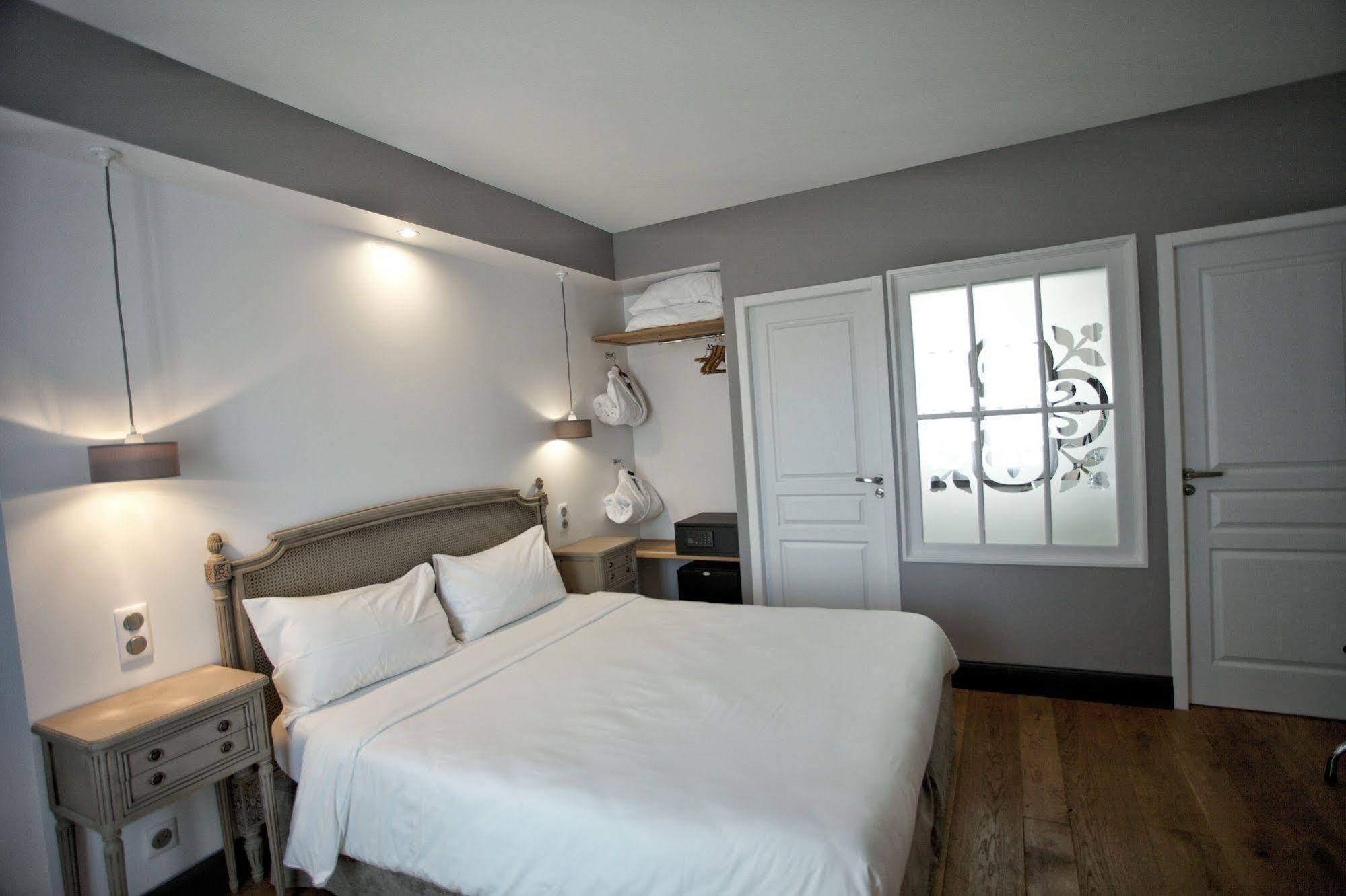 Hotel Henri IV Nérac Exteriér fotografie