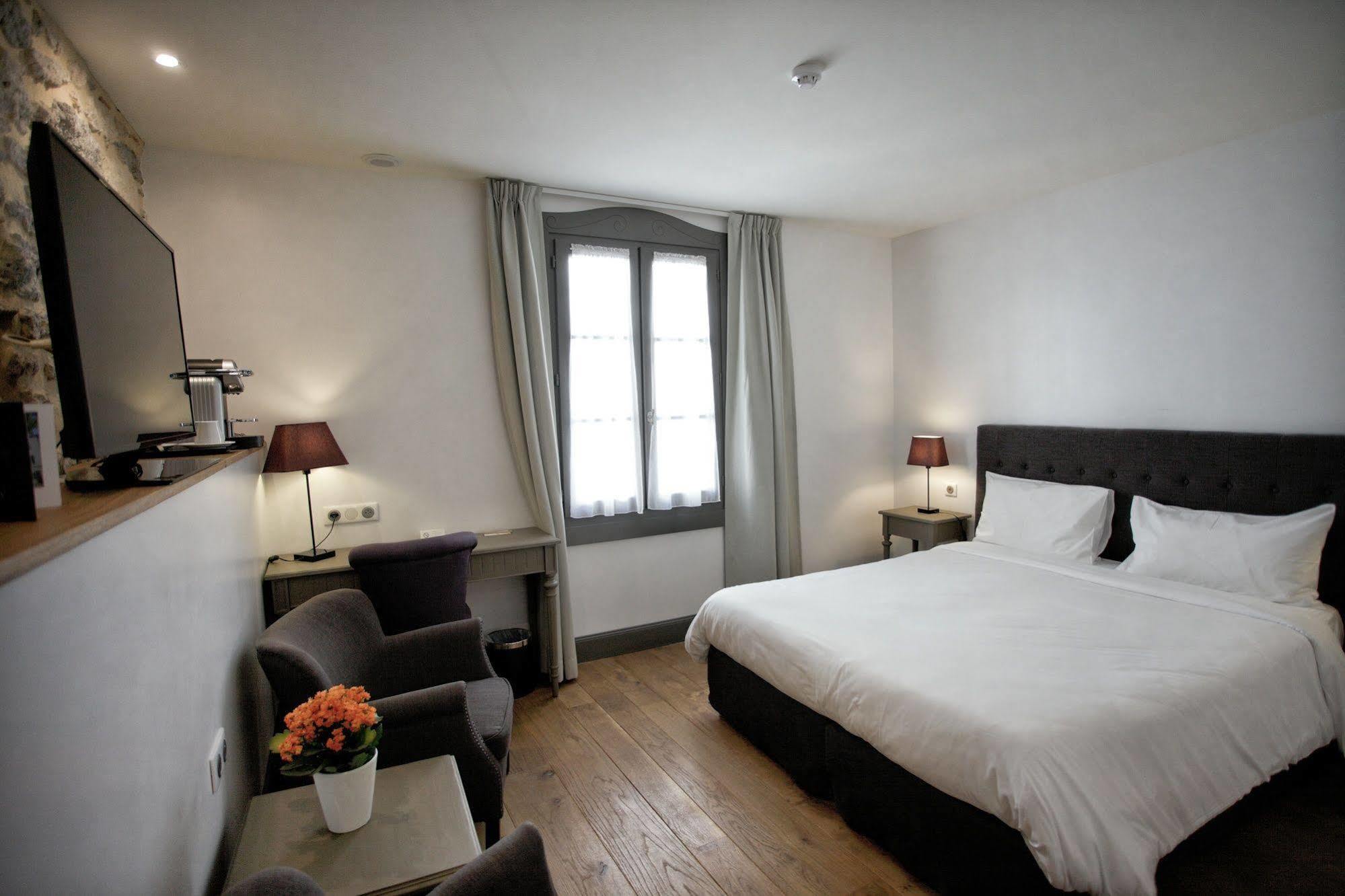 Hotel Henri IV Nérac Exteriér fotografie