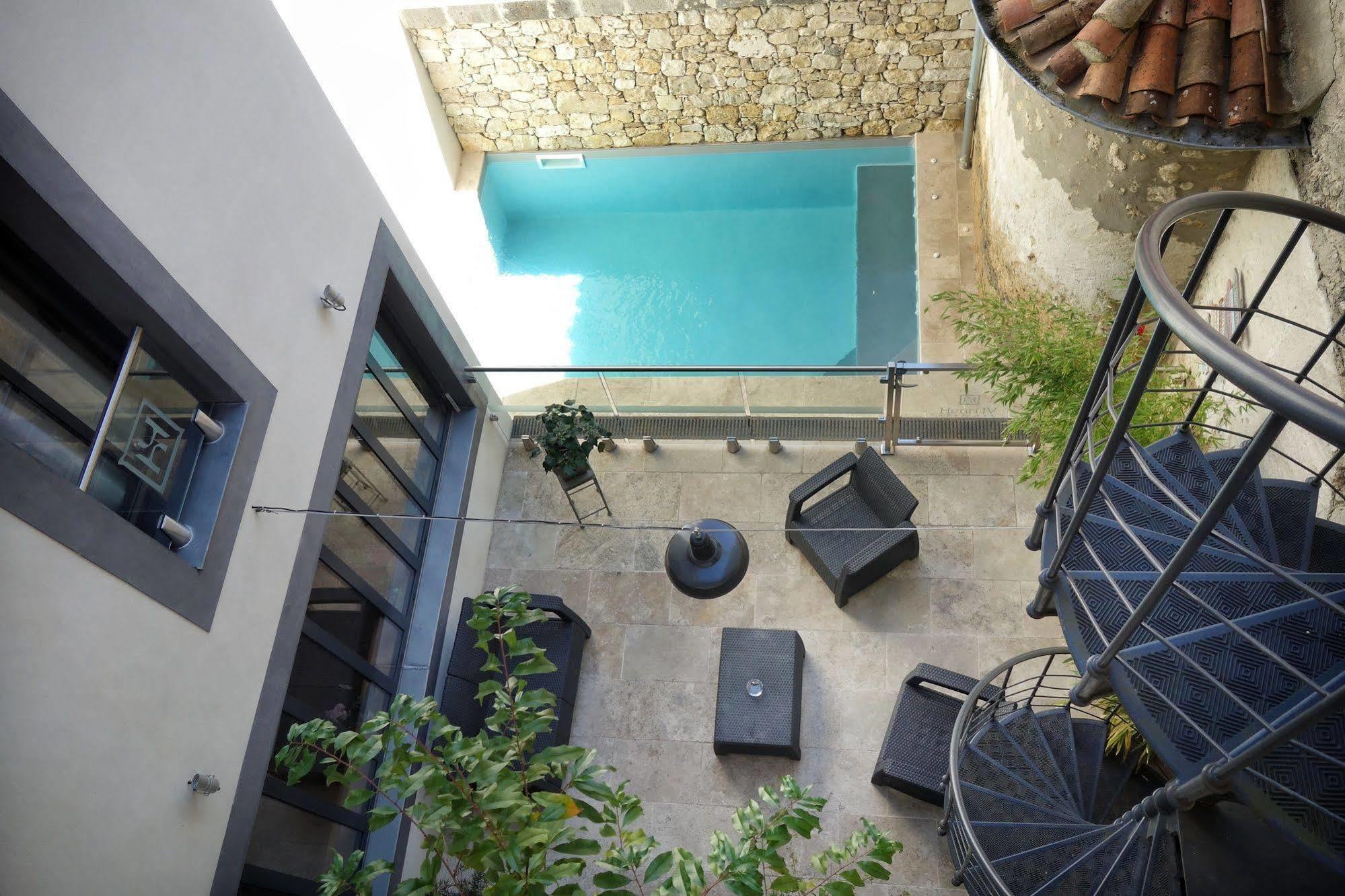 Hotel Henri IV Nérac Exteriér fotografie